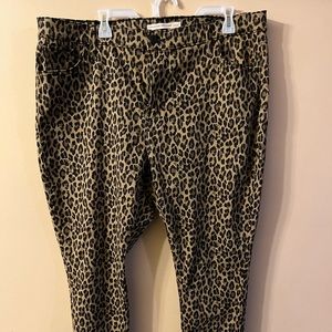 Brand new Levi’s w/o tags.. I purchased but they are too big for me.